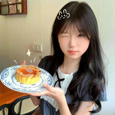 粉红色的线封面